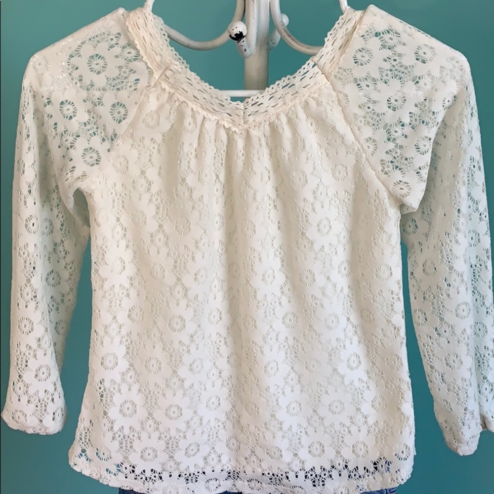 Knitworks girls lace long sleeve shirt size 10/12.